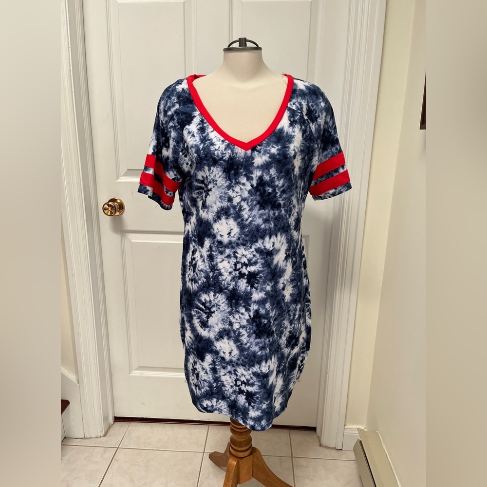 NWT No Boundaries Blue Tie-Dye Midi Dress